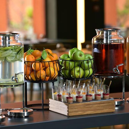Doubletree By Hilton Ben Guerir Hotel & Residences Benguerir Bagian luar foto
