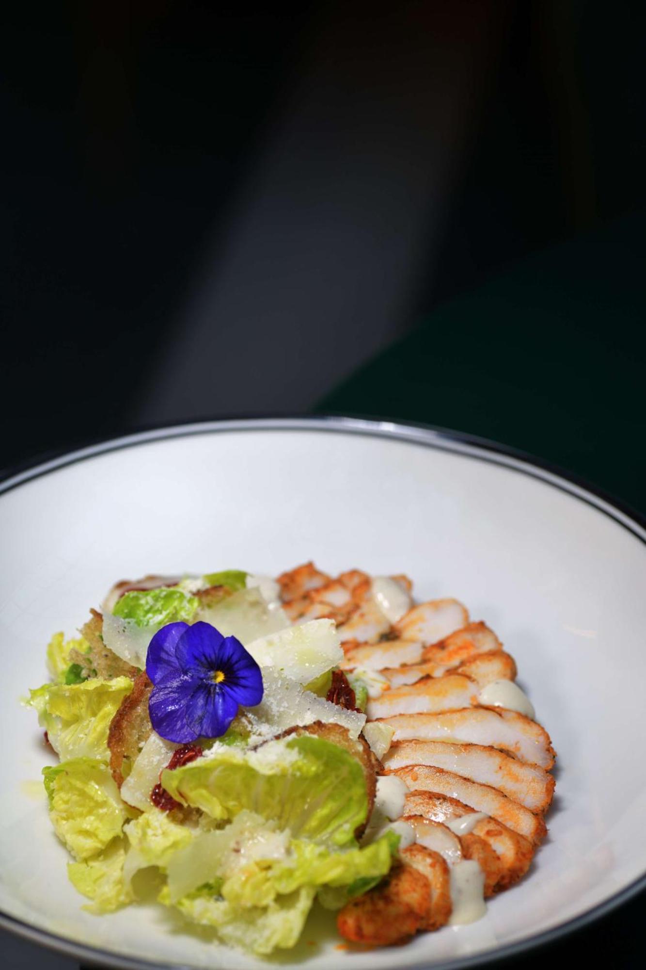 Doubletree By Hilton Ben Guerir Hotel & Residences Benguerir Bagian luar foto